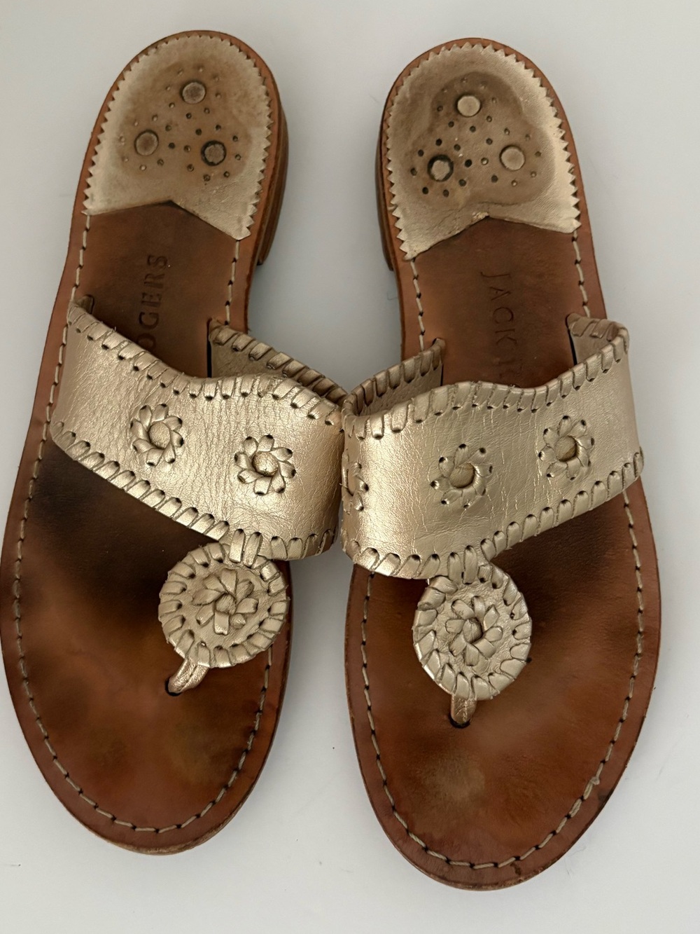 Jack Rogers Original Jacks Metallic Gold Leather Thong Sandals size 9.5. Nice!